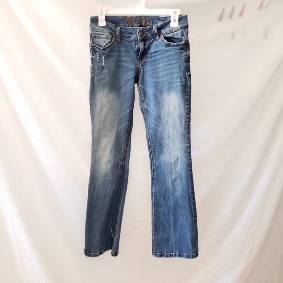 Distressed jeans - Picture 3 of 4